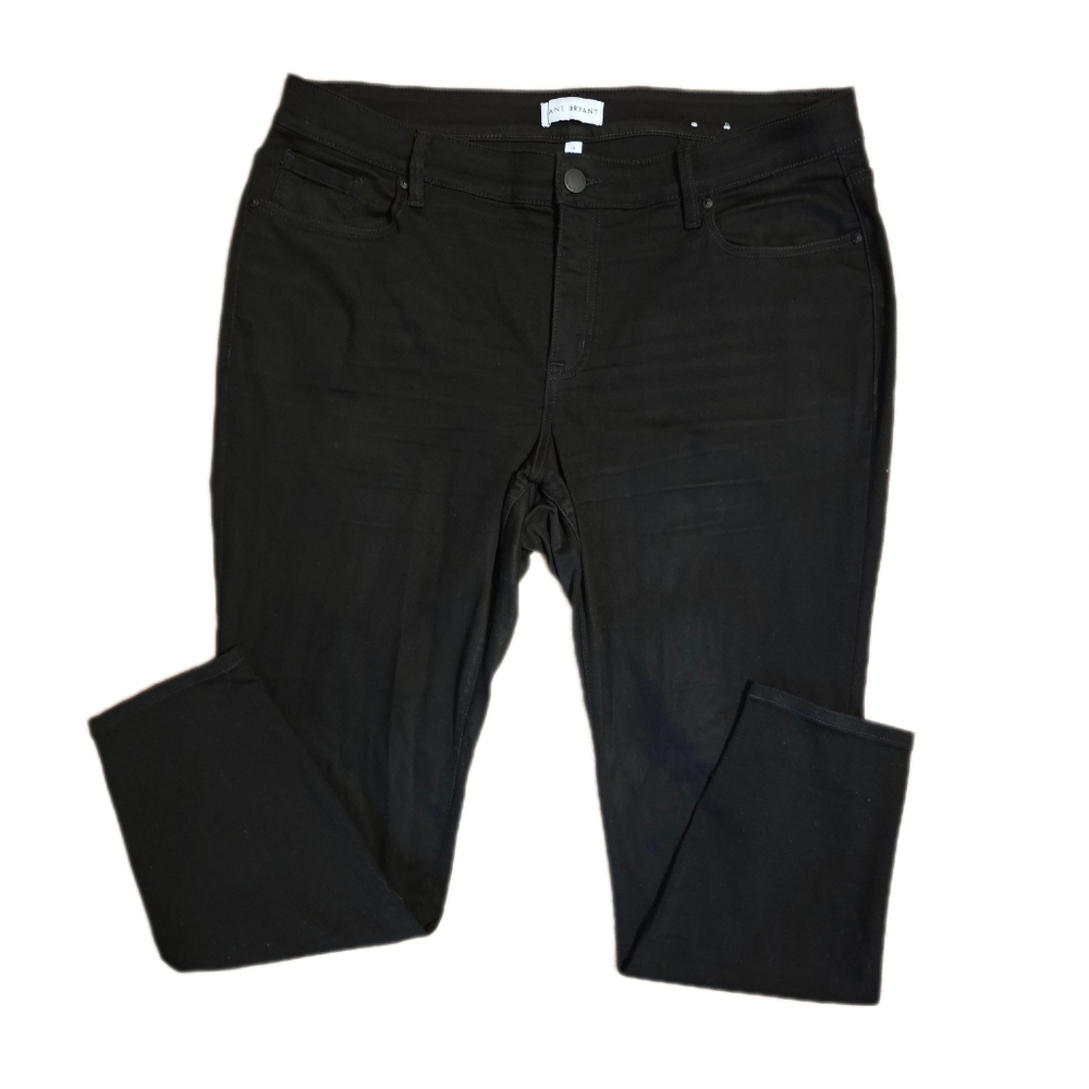 Lane Bryant signature fit mid-rise skinny jeans, size 18, black - Picture 3 of 6